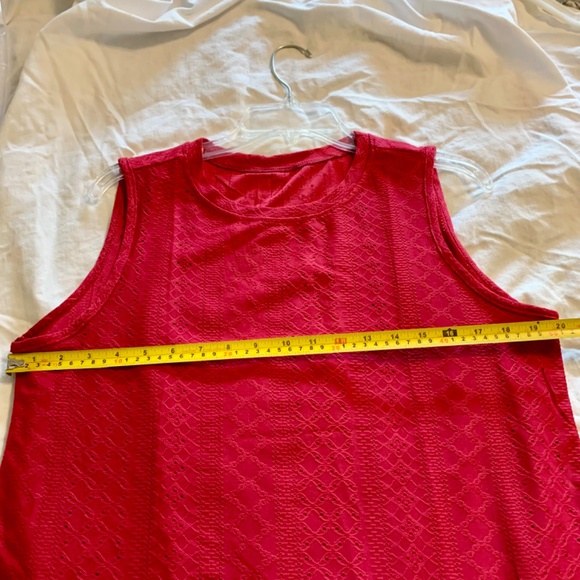 Tank top - Picture 3 of 4